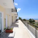 Apartment Pearl Peyia