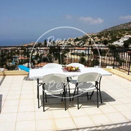 Pearl Apartamento Peyia