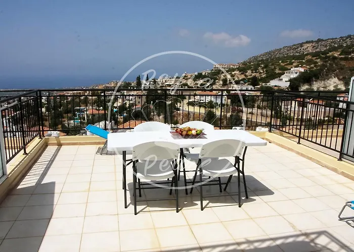 Pearl Apartamento Peyia